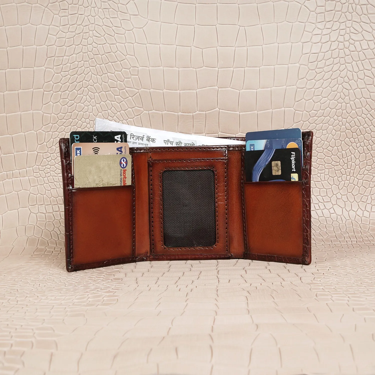 Burnished Tri-Fold Wallet in Tan Deep Cut Leather