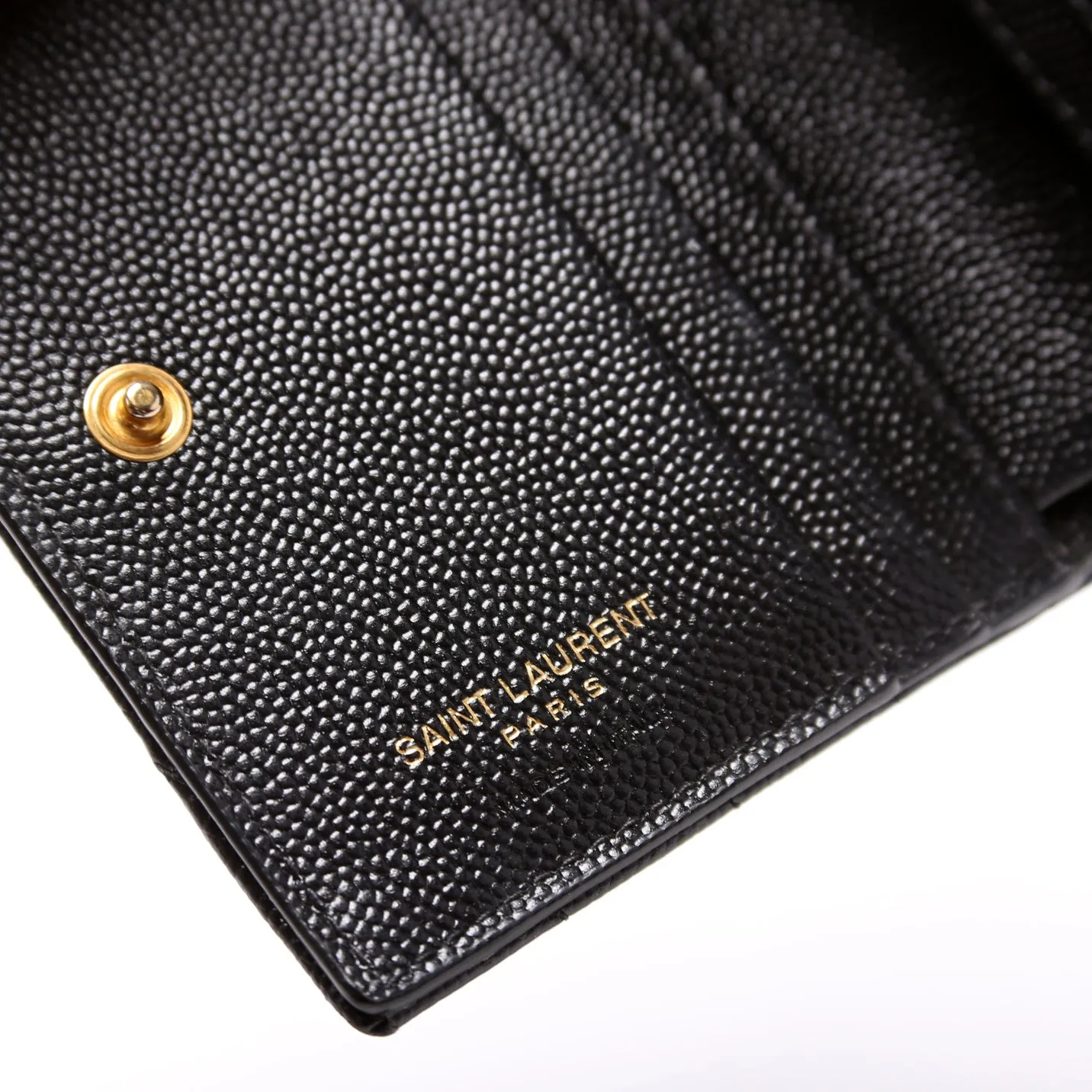 Cassandre Bi-Fold Wallet Grain De Poudre Black