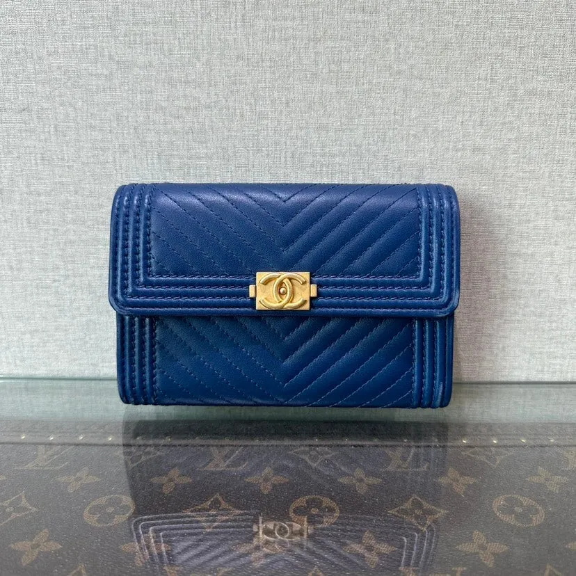 Chanel Leboy Navy Leather Chevron Wallet 15cm x 10cm x 2cm