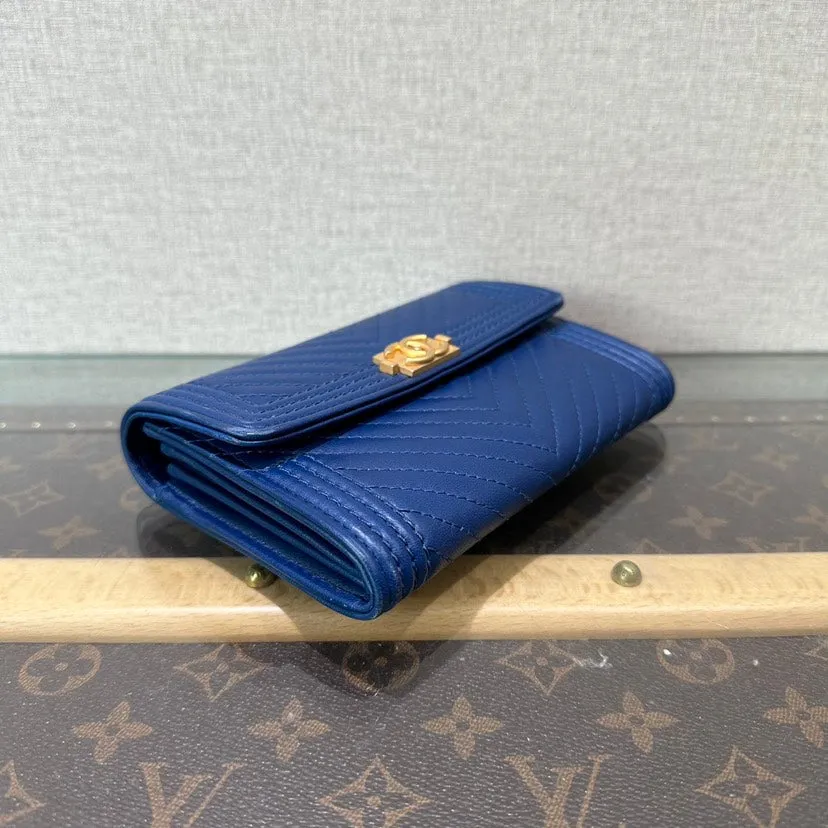 Chanel Leboy Navy Leather Chevron Wallet 15cm x 10cm x 2cm