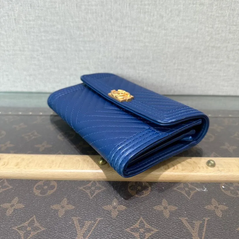 Chanel Leboy Navy Leather Chevron Wallet 15cm x 10cm x 2cm