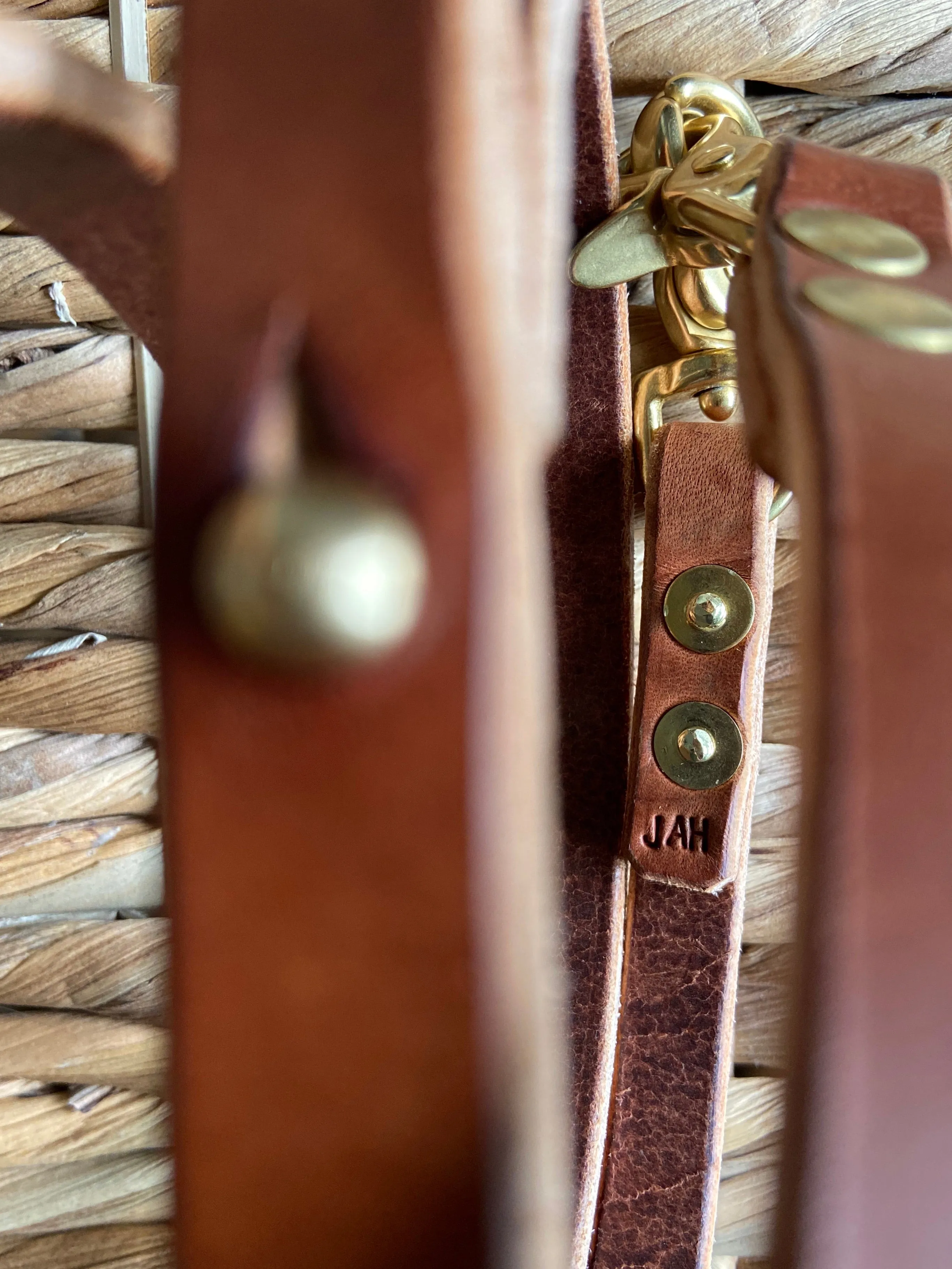 Crossbody Strap in Vegetable Tanned Leather