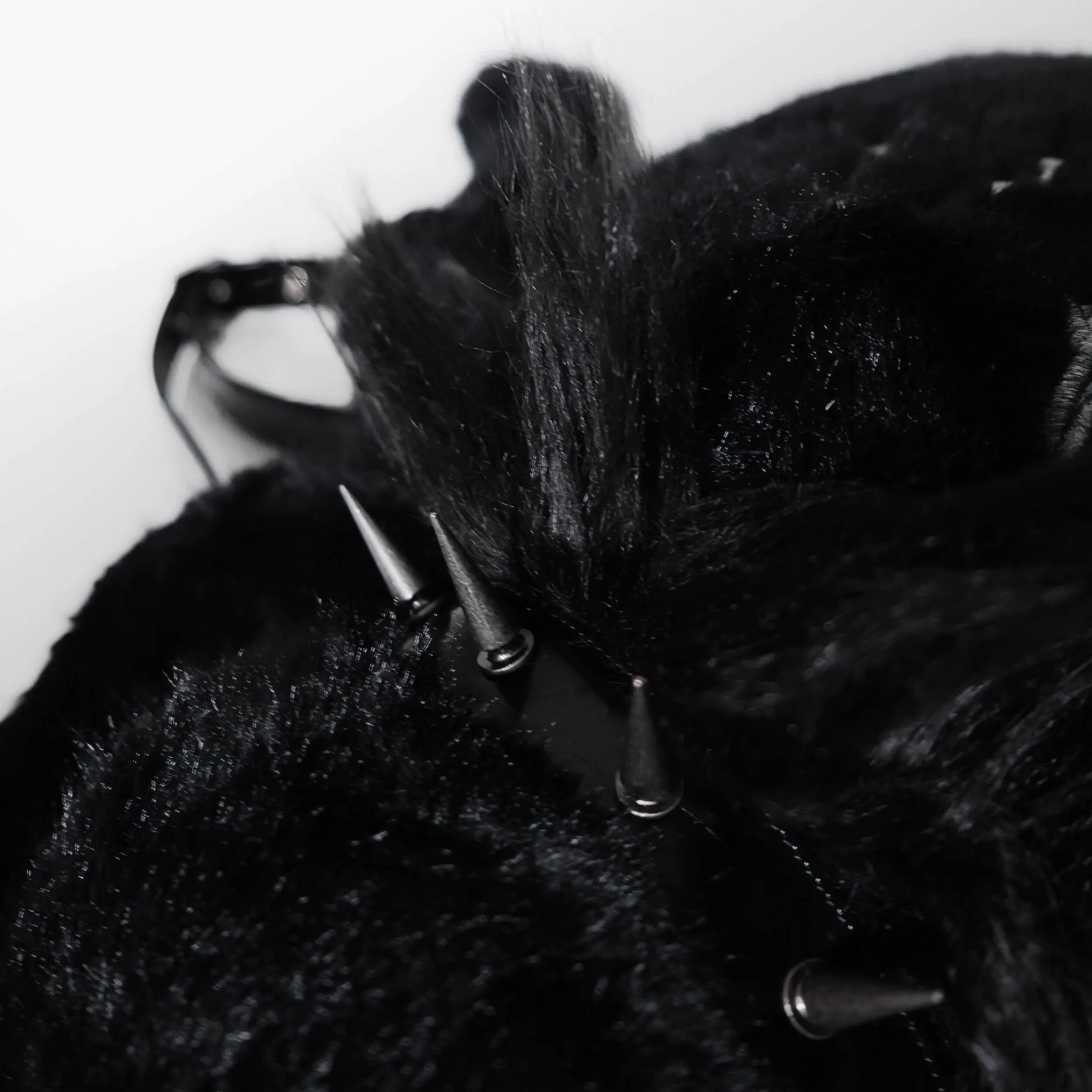 Zhulia Plush Spider Backpack with Strap
